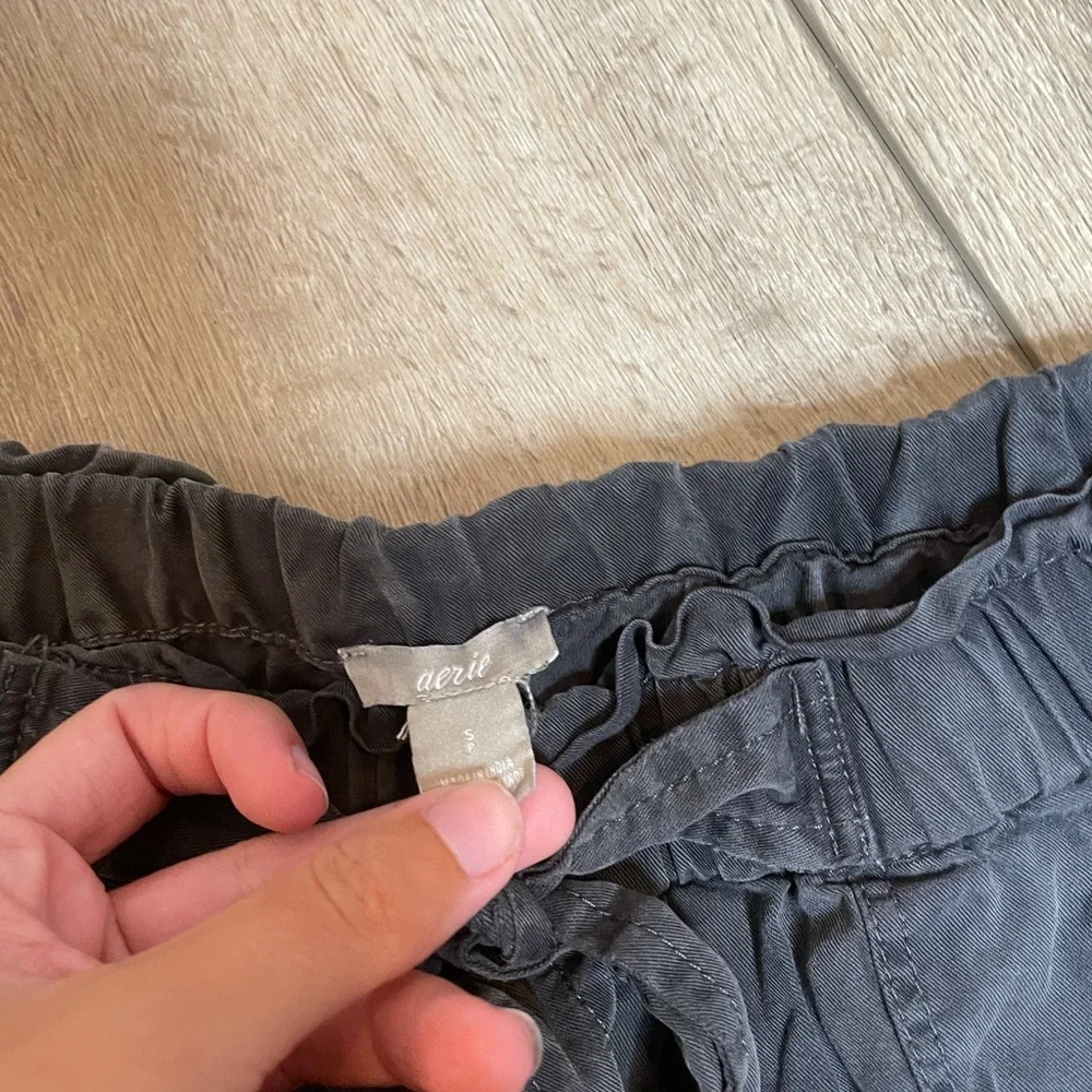 Aerie soft casual grey shorts - Picture 2 of 3